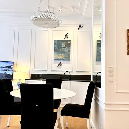 Mondrian Luxury Suites & Apartments Market Square I Varsovia Exterior foto
