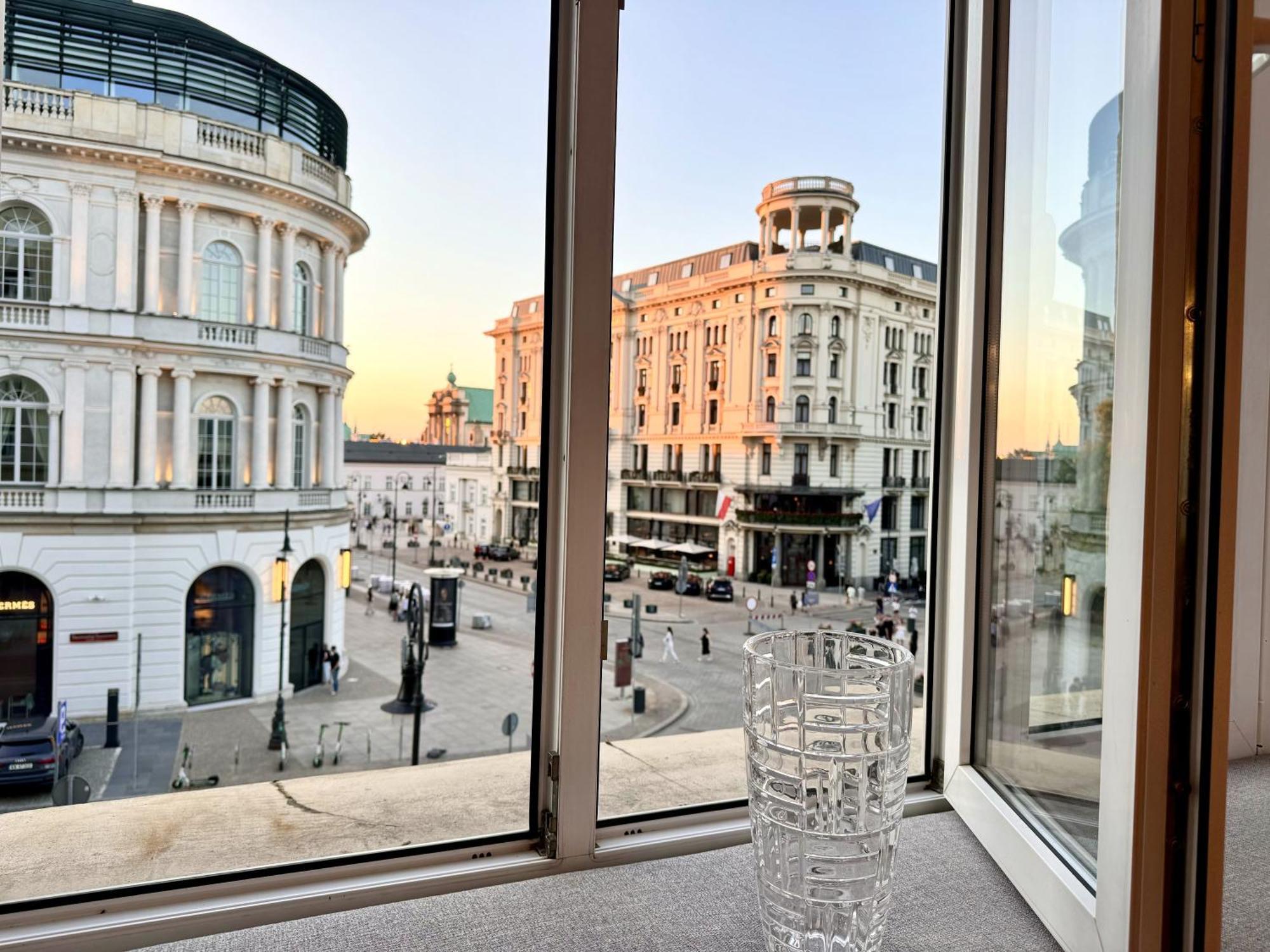 Mondrian Luxury Suites & Apartments Market Square I Varsovia Exterior foto